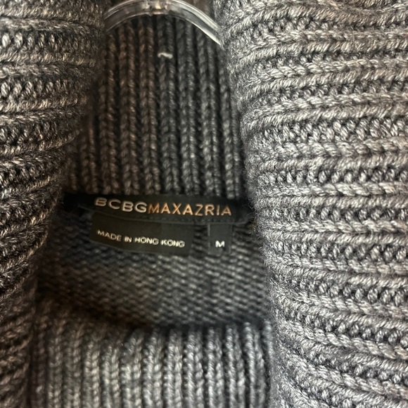 BCBGMaxAzria Cowl Neck Short Sleeve Sweater - Picture 4 of 9